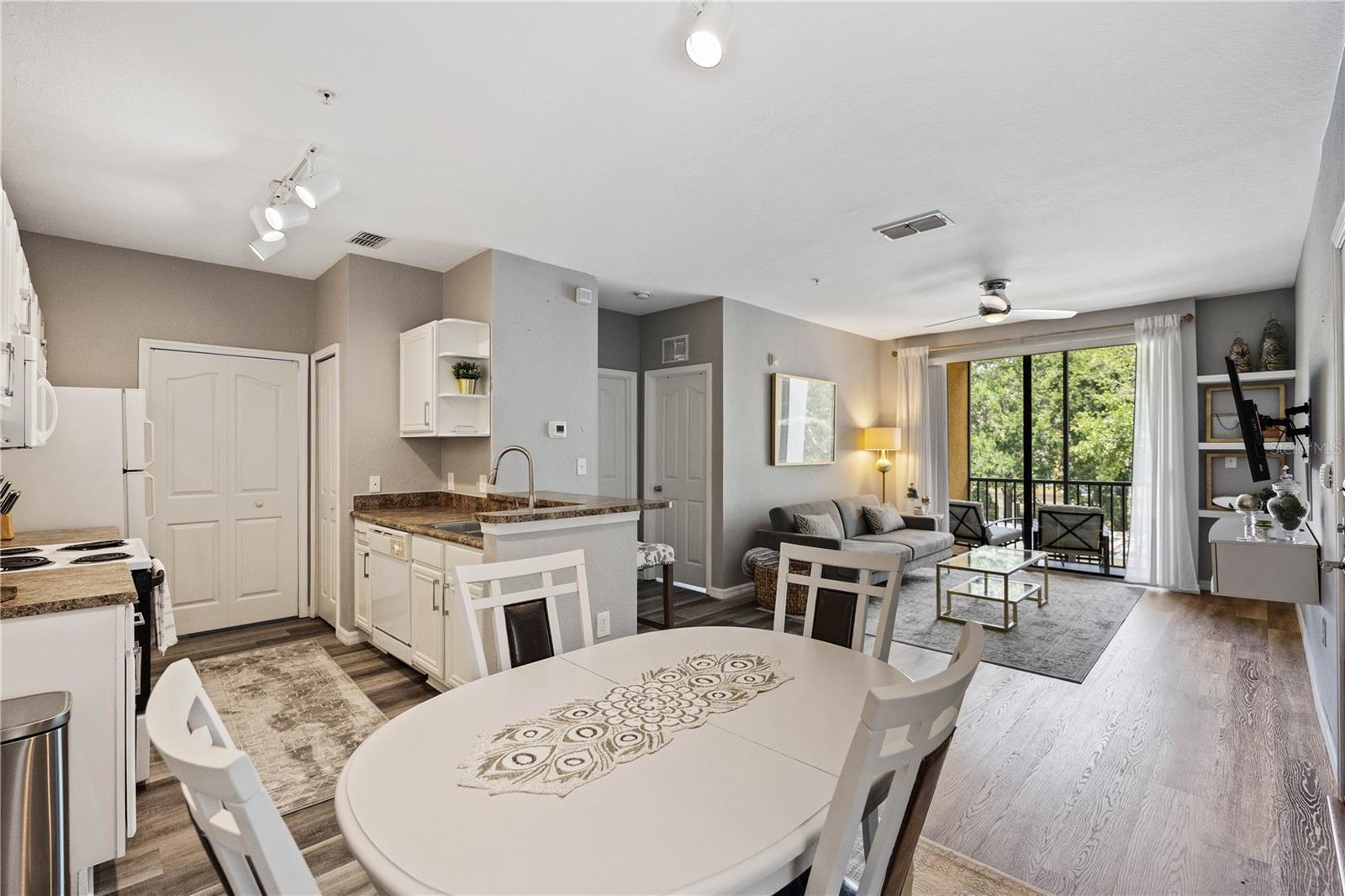 Image 8 of 25 For 8341 38th Street Circle E 203