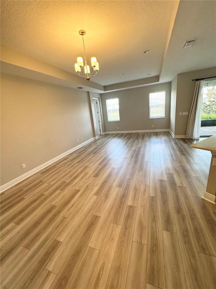 Image 7 of 9 For 921 Fernleaf Run