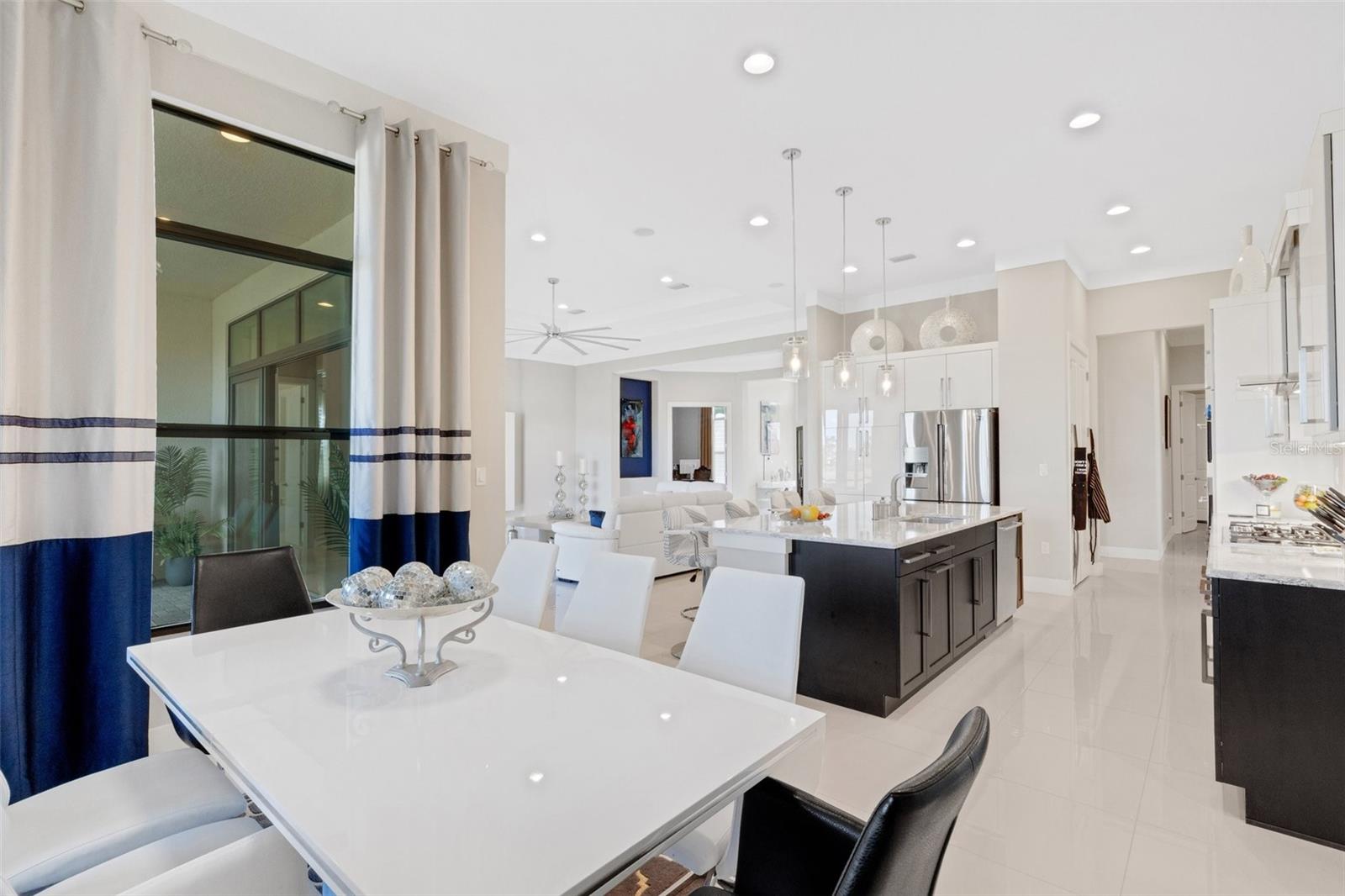 Image 25 of 95 For 8921 Artisan Way
