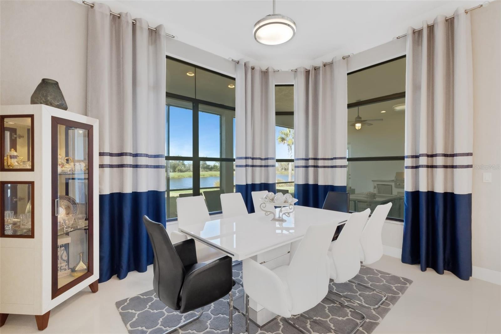 Image 27 of 95 For 8921 Artisan Way