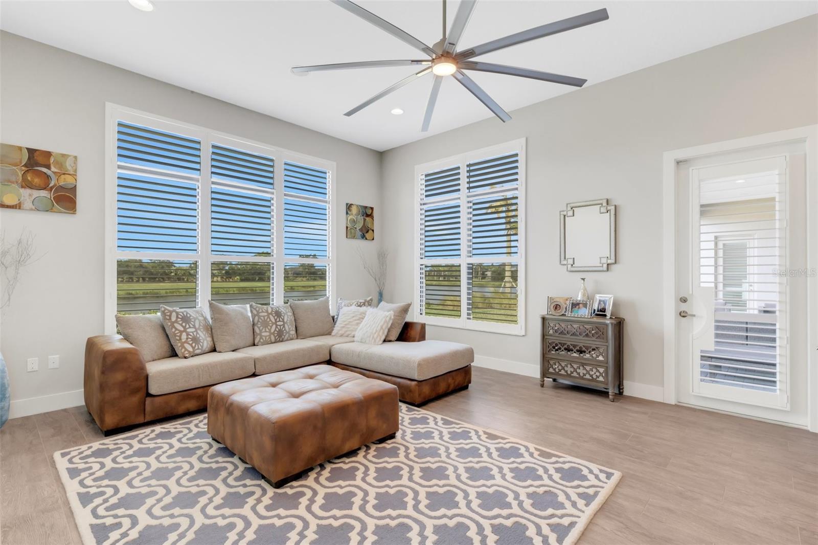 Image 70 of 95 For 8921 Artisan Way
