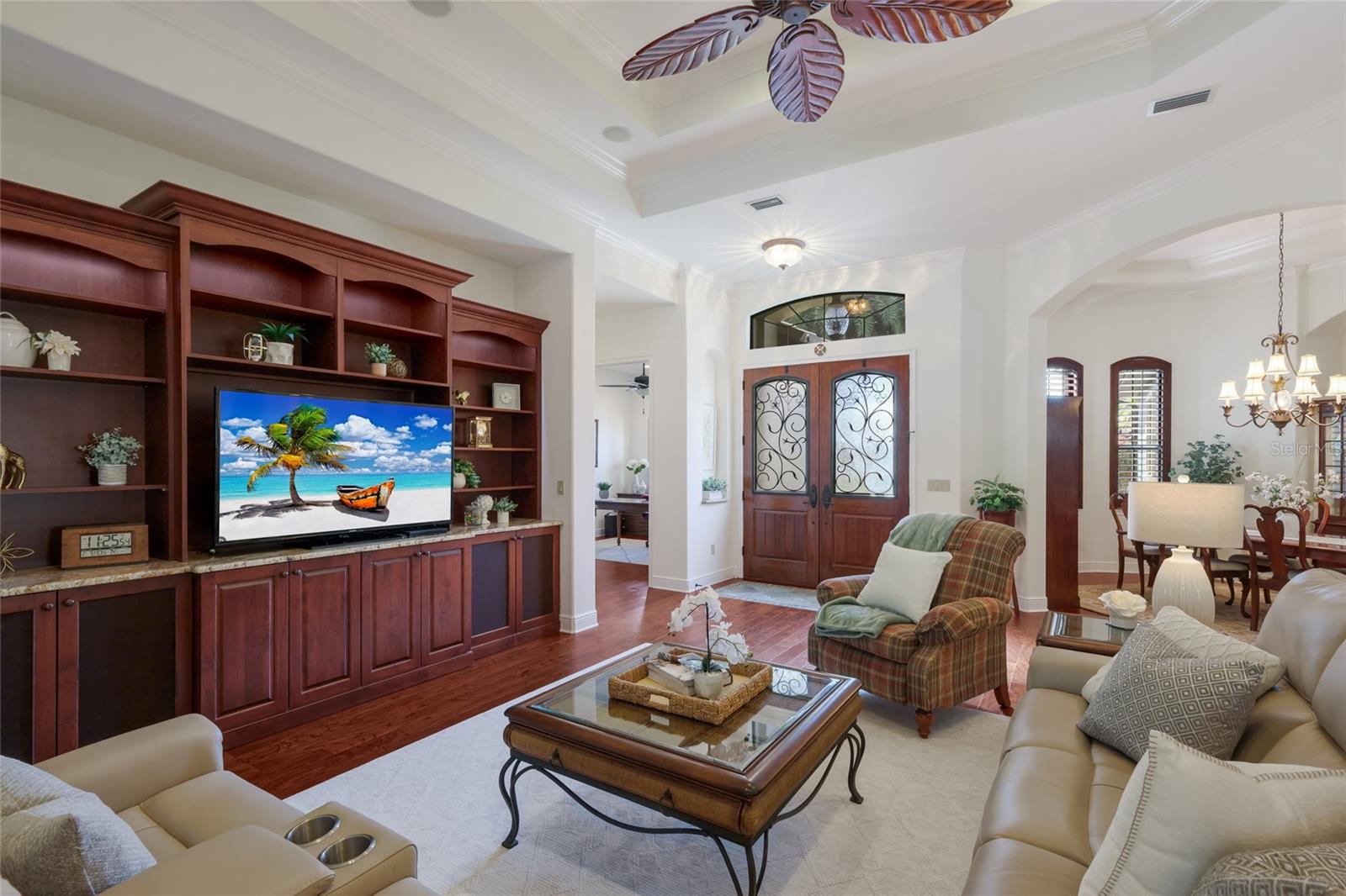 Listing photo id 11 for 14909 Secret Harbor Place