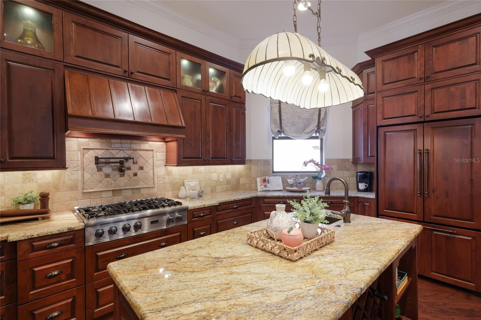 Listing photo id 20 for 14909 Secret Harbor Place