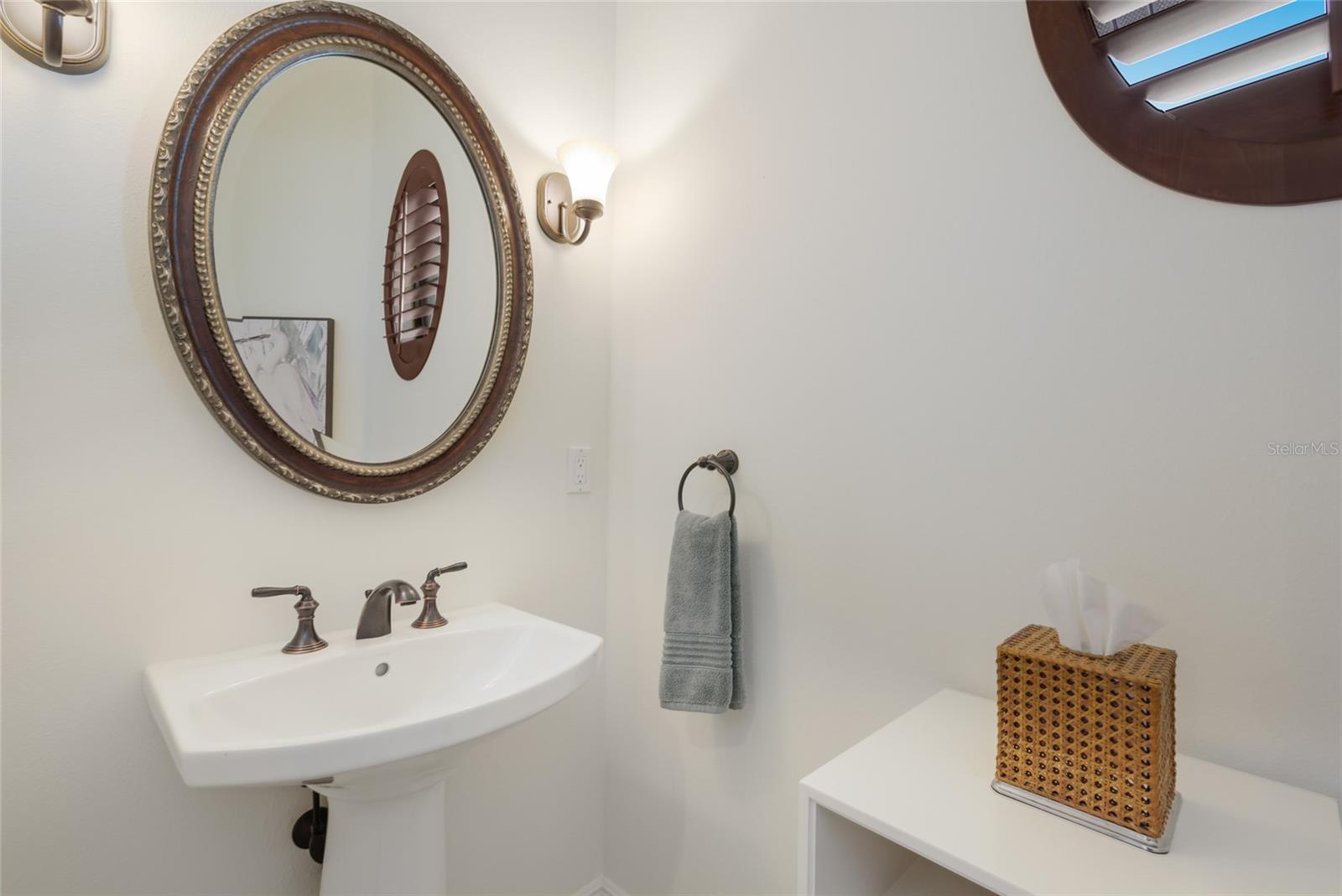 Listing photo id 29 for 14909 Secret Harbor Place