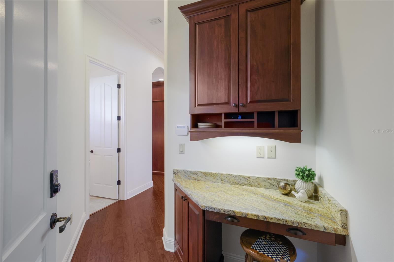 Listing photo id 35 for 14909 Secret Harbor Place