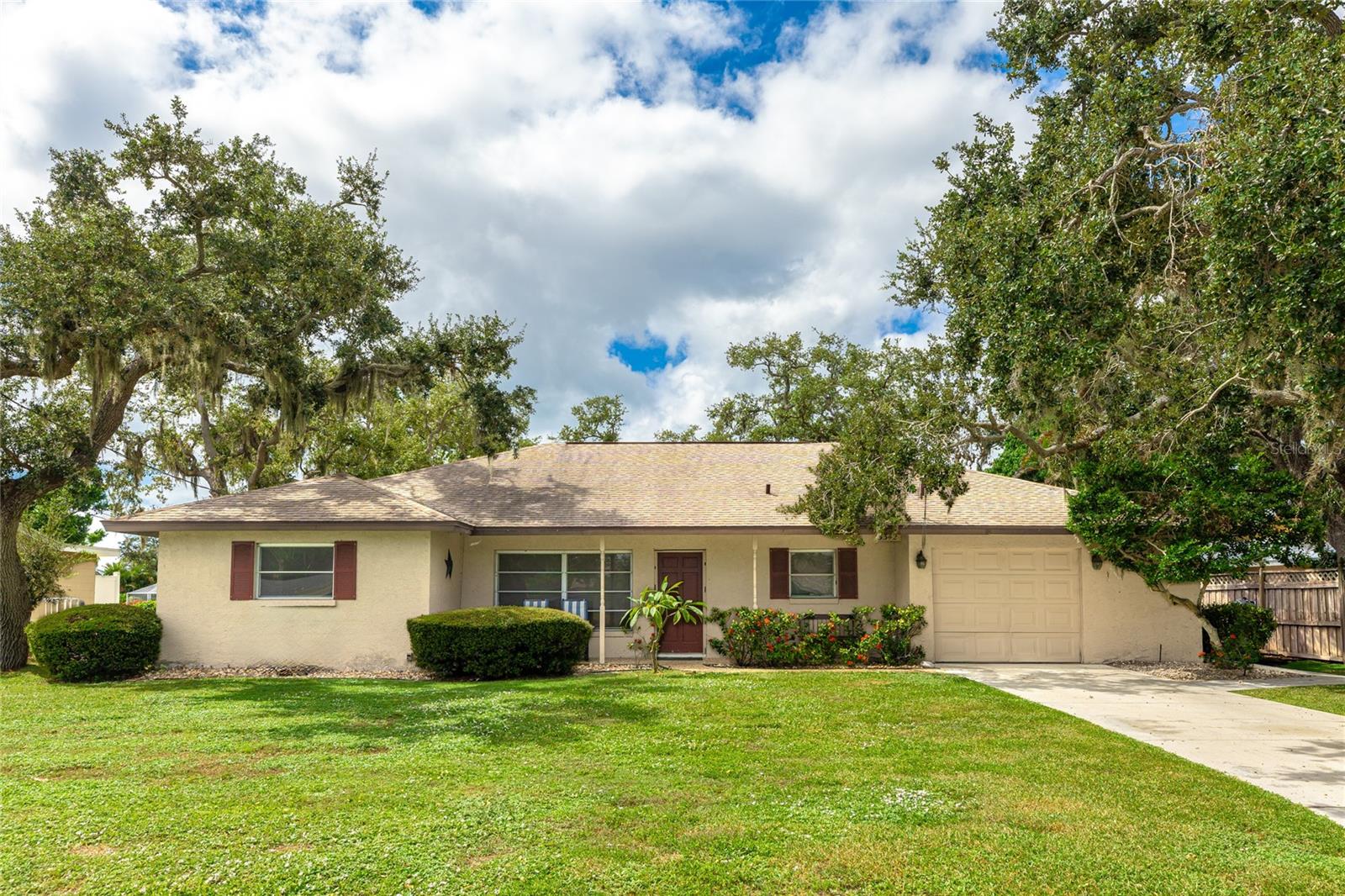Image 2 of 14 For 3342 Mayflower Street