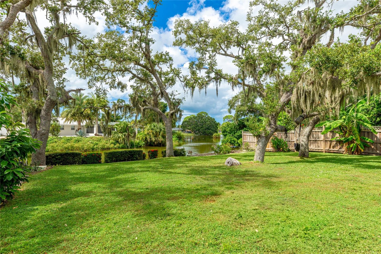 Image 9 of 14 For 3342 Mayflower Street