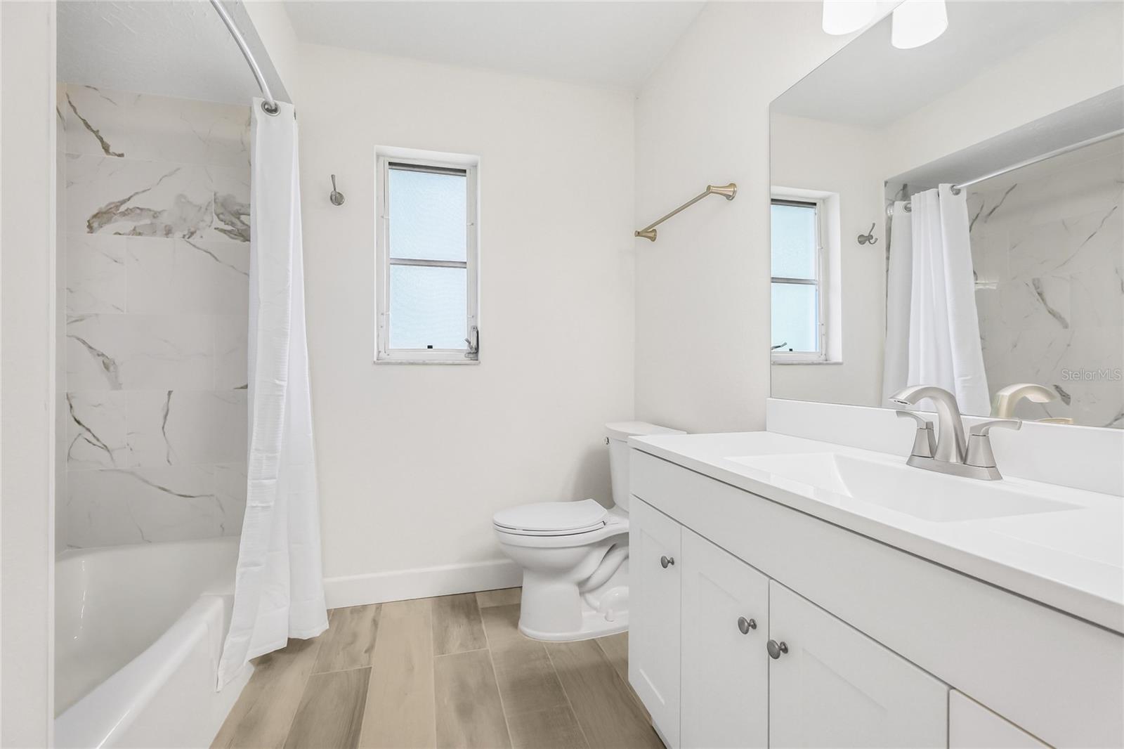Image 21 of 36 For 2202 Cork Oak Street