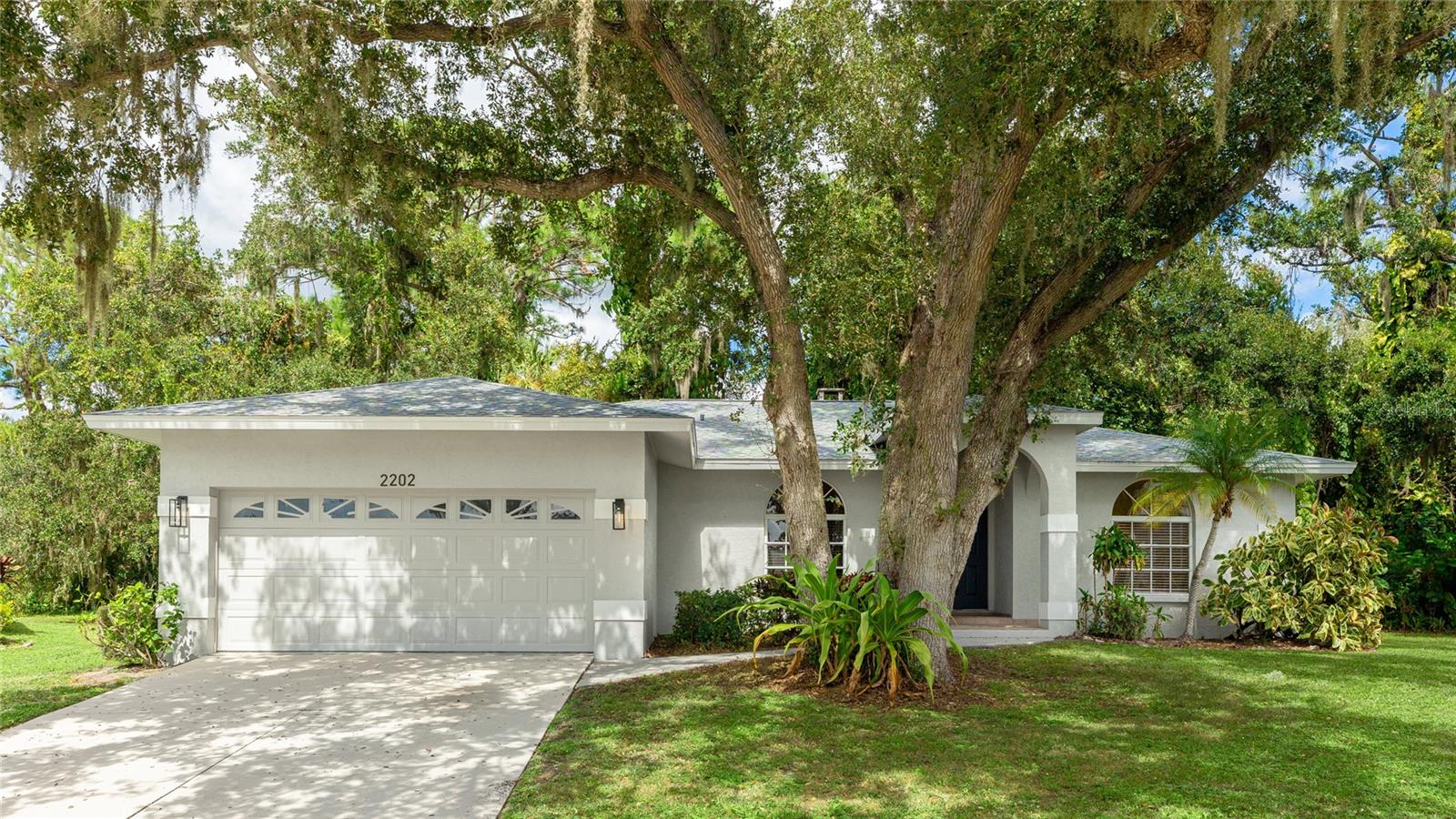 Image 34 of 36 For 2202 Cork Oak Street