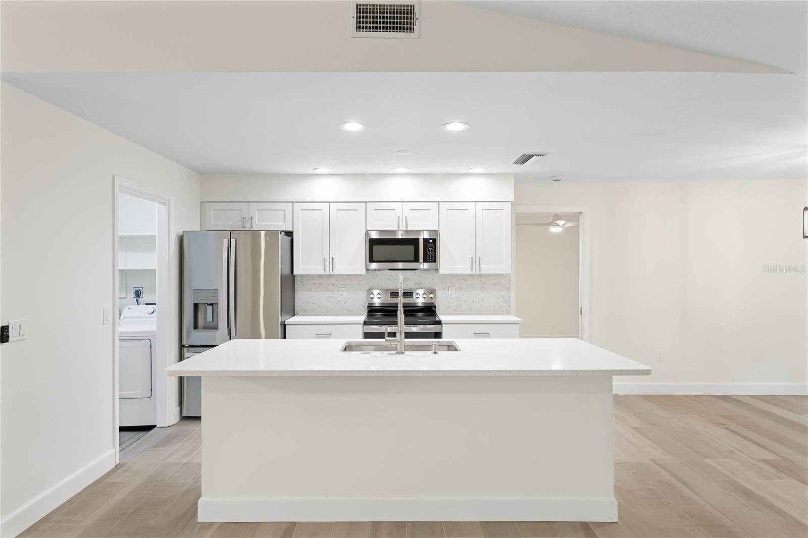 Image 9 of 36 For 2202 Cork Oak Street