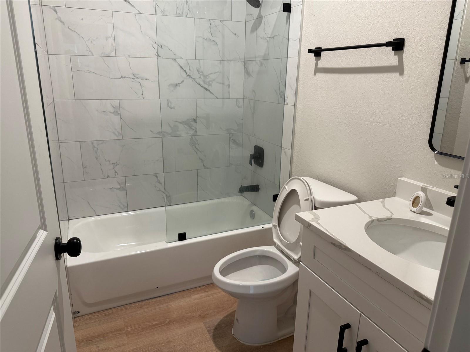 Image 20 of 22 For 9438-9440 Anita Avenue