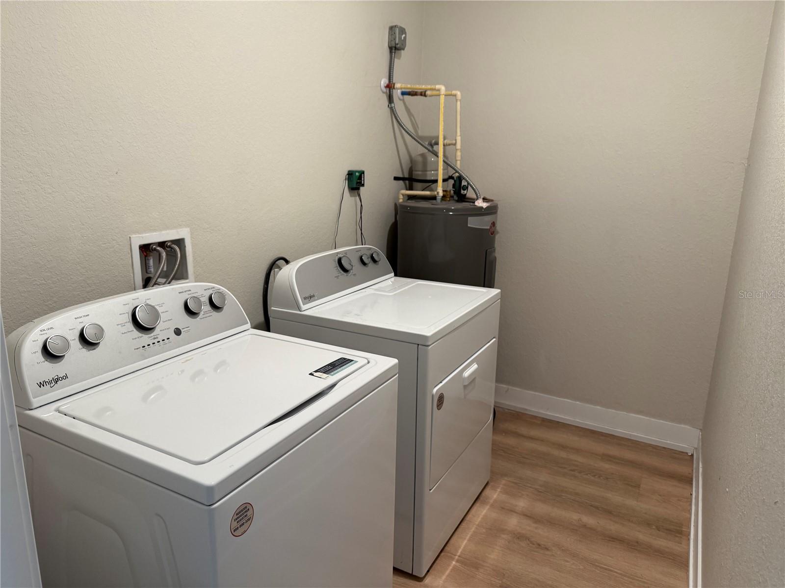 Image 21 of 22 For 9438-9440 Anita Avenue