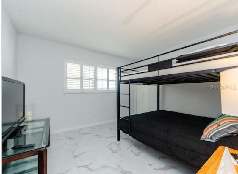 Image 16 of 38 For 1230 Gulf Boulevard 1608