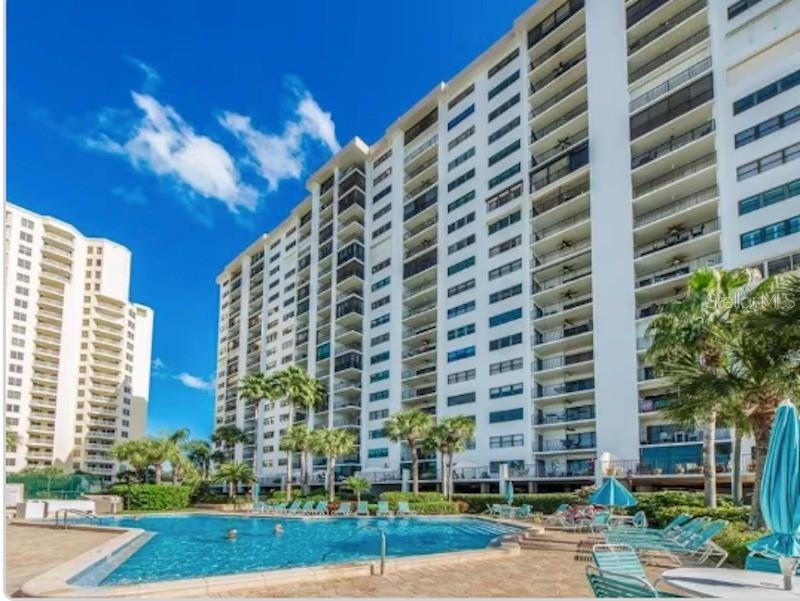 Image 24 of 38 For 1230 Gulf Boulevard 1608