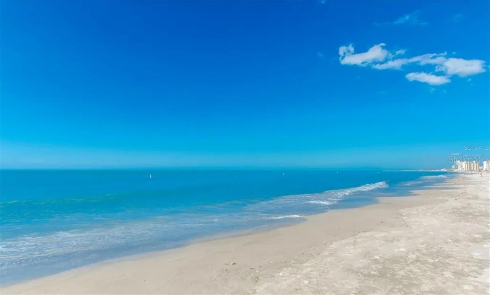 Image 36 of 38 For 1230 Gulf Boulevard 1608