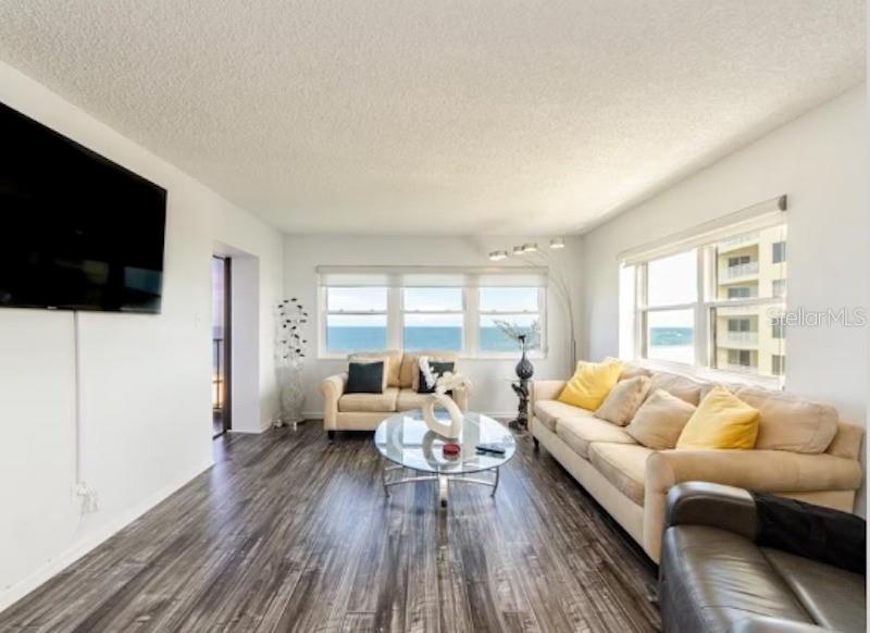 Image 6 of 38 For 1230 Gulf Boulevard 1608