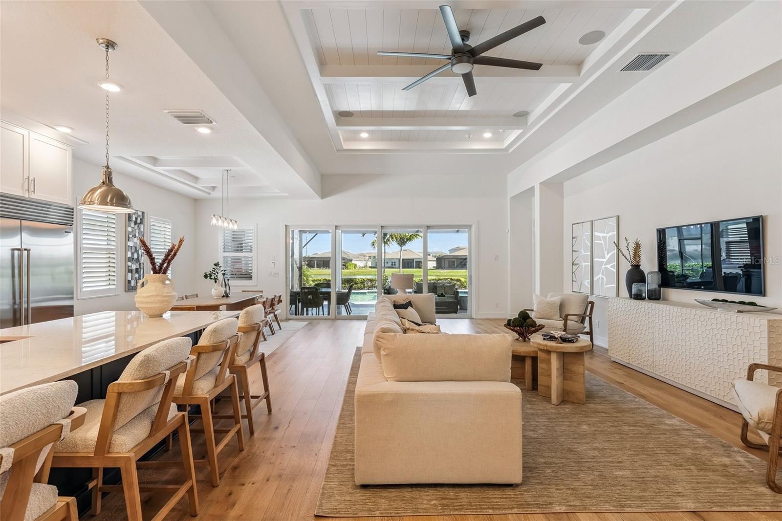 Image 16 of 54 For 8063 Redonda Loop