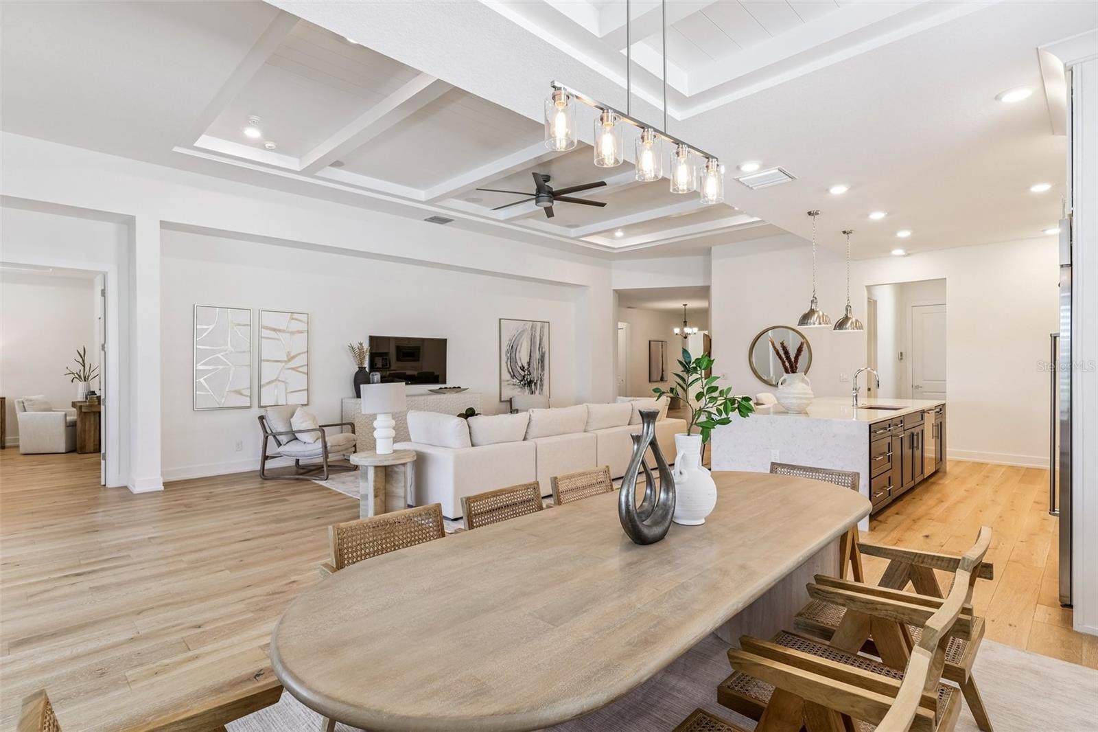 Image 18 of 54 For 8063 Redonda Loop