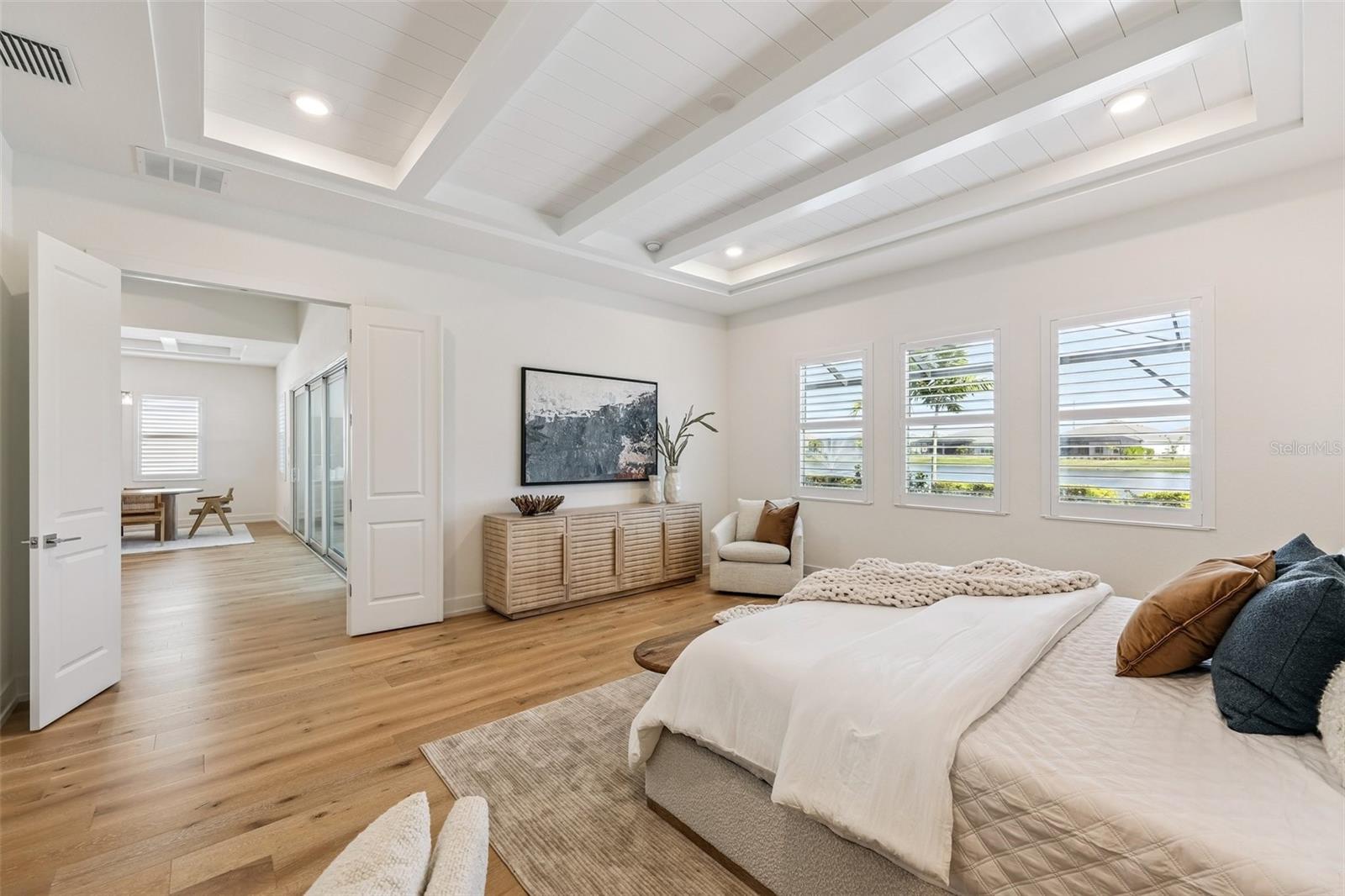 Image 32 of 54 For 8063 Redonda Loop