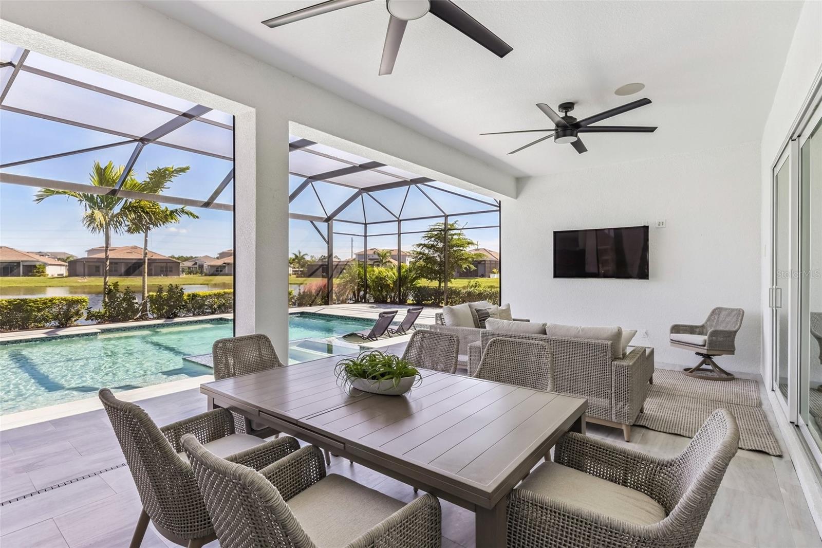 Image 39 of 54 For 8063 Redonda Loop