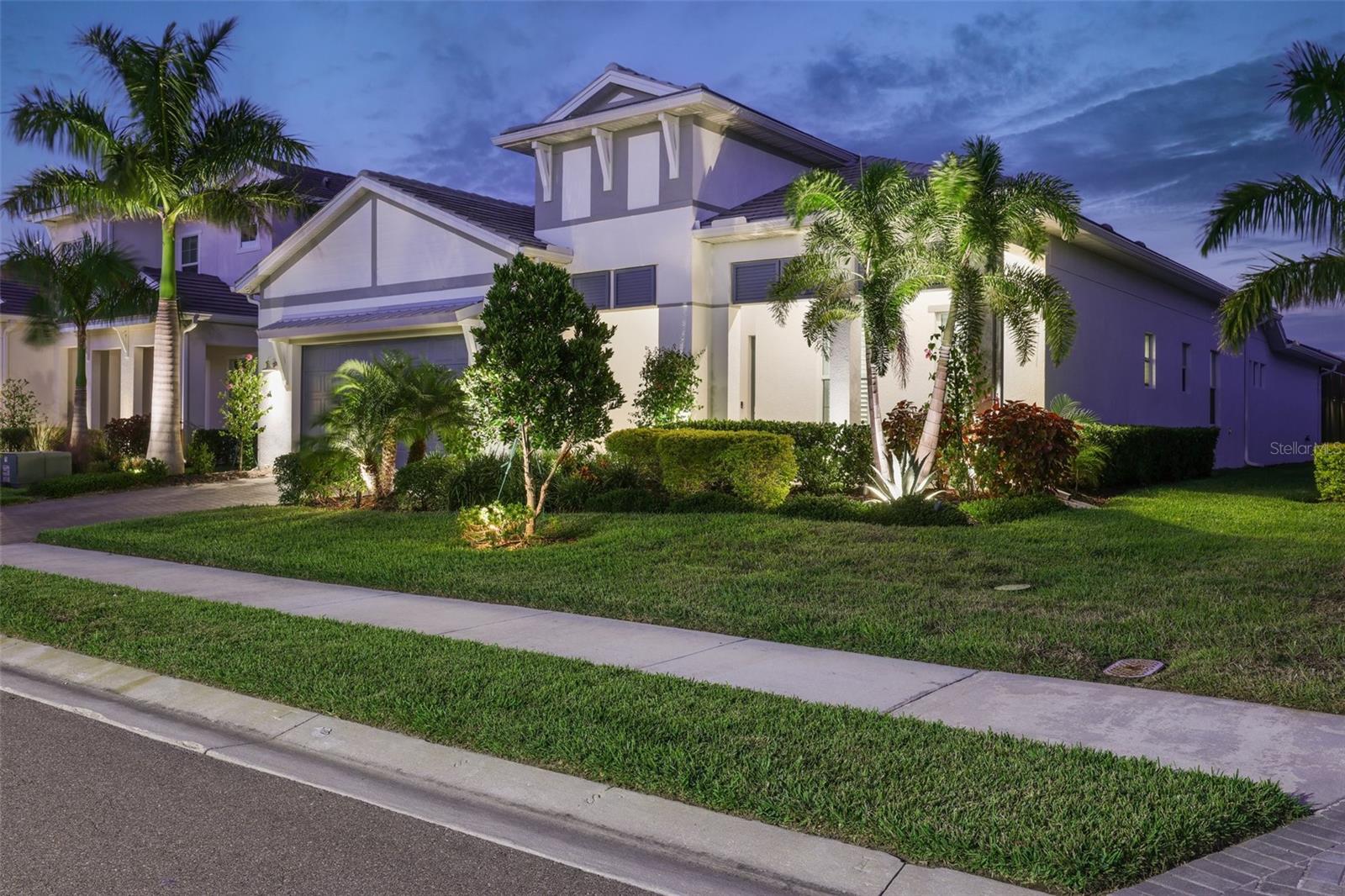 Image 4 of 54 For 8063 Redonda Loop