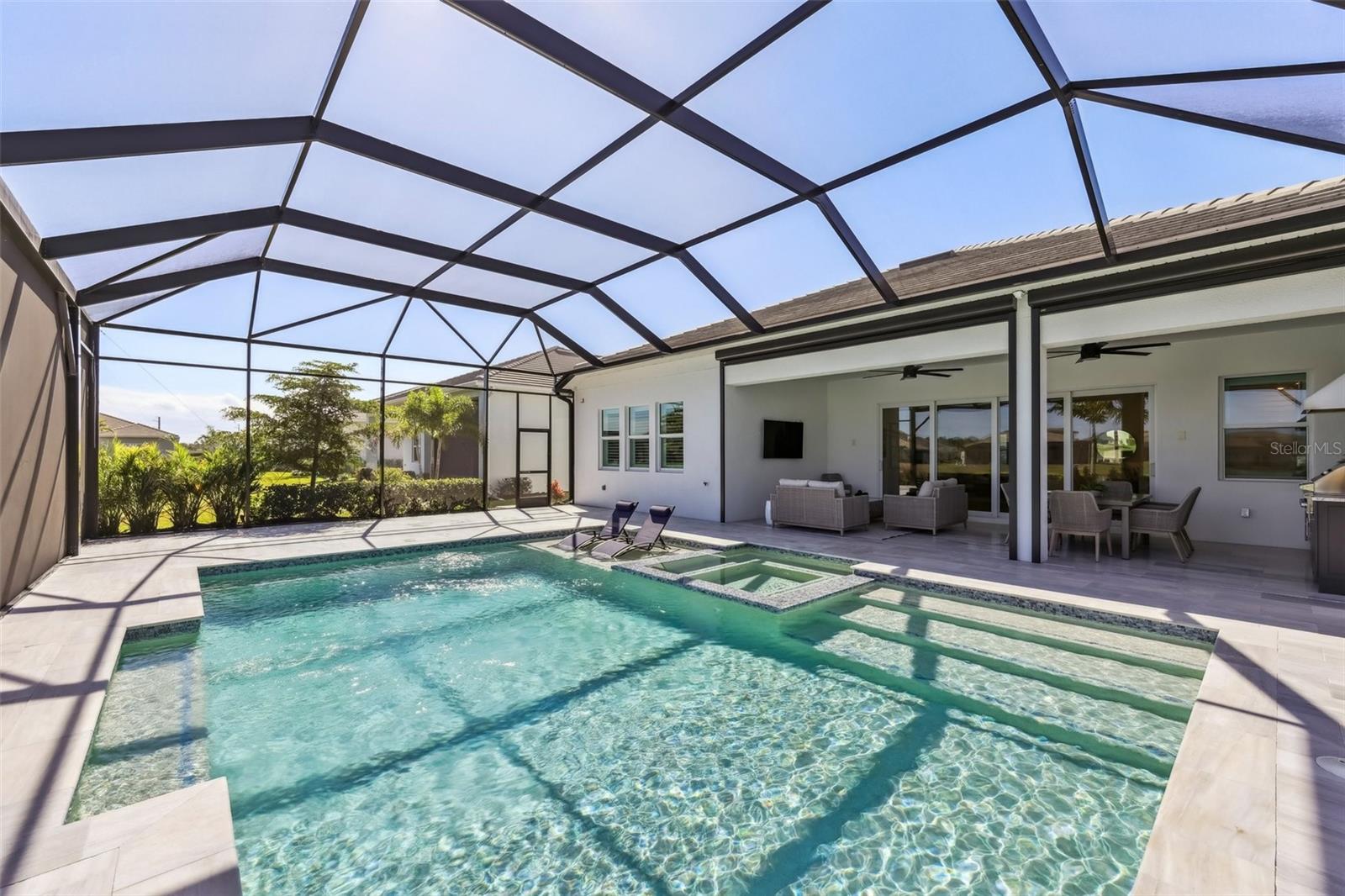 Image 43 of 54 For 8063 Redonda Loop