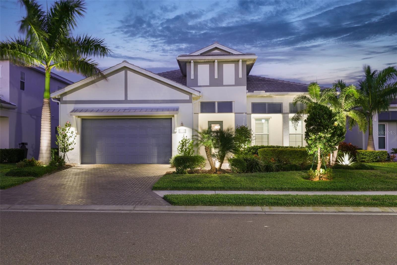 Image 5 of 54 For 8063 Redonda Loop