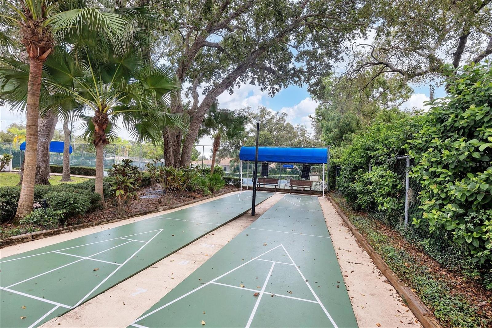 Image 31 of 36 For 5517 Garden Lakes Oak