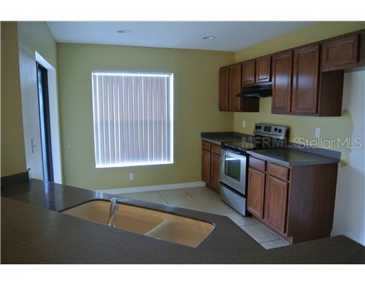 Image 5 of 12 For 2517 Oleander Lakes Drive