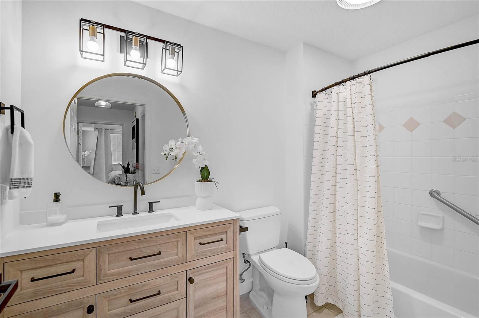 Image 19 of 71 For 750 Tamiami Trail 1516