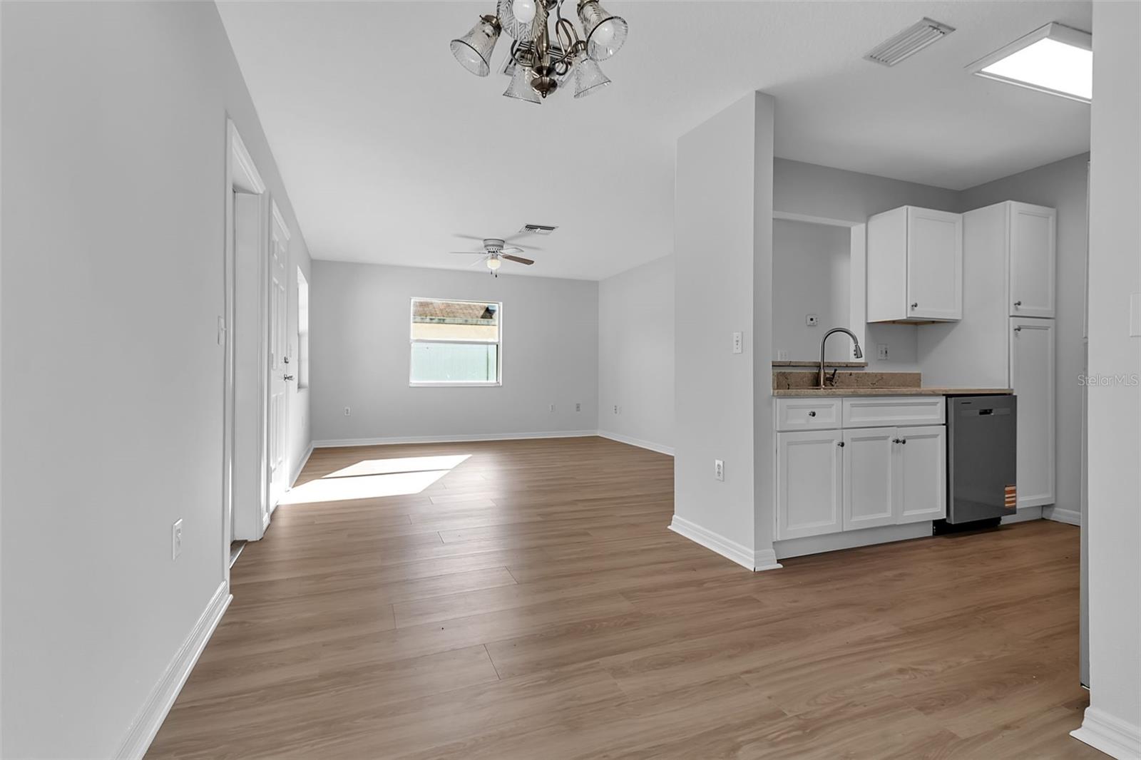 Image 11 of 40 For 320 Browns Road