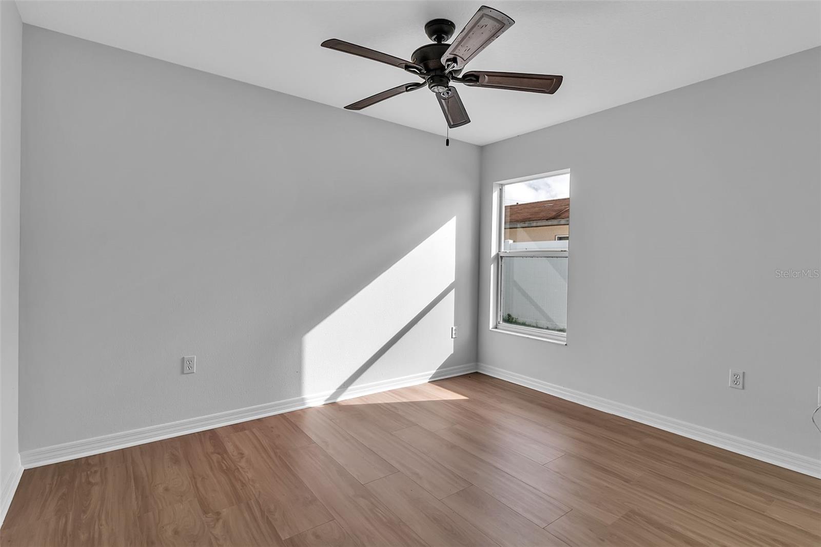 Image 24 of 40 For 320 Browns Road