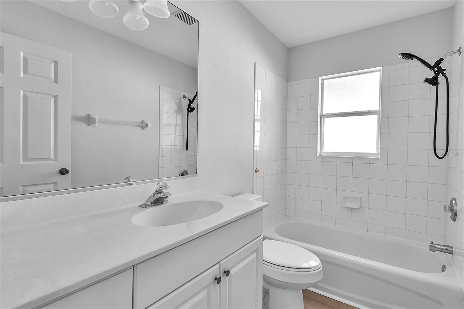 Image 30 of 40 For 320 Browns Road