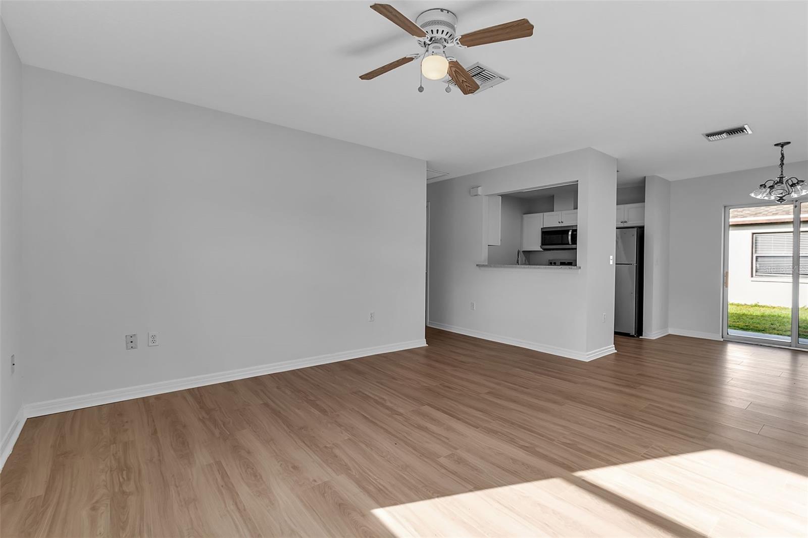 Image 5 of 40 For 320 Browns Road