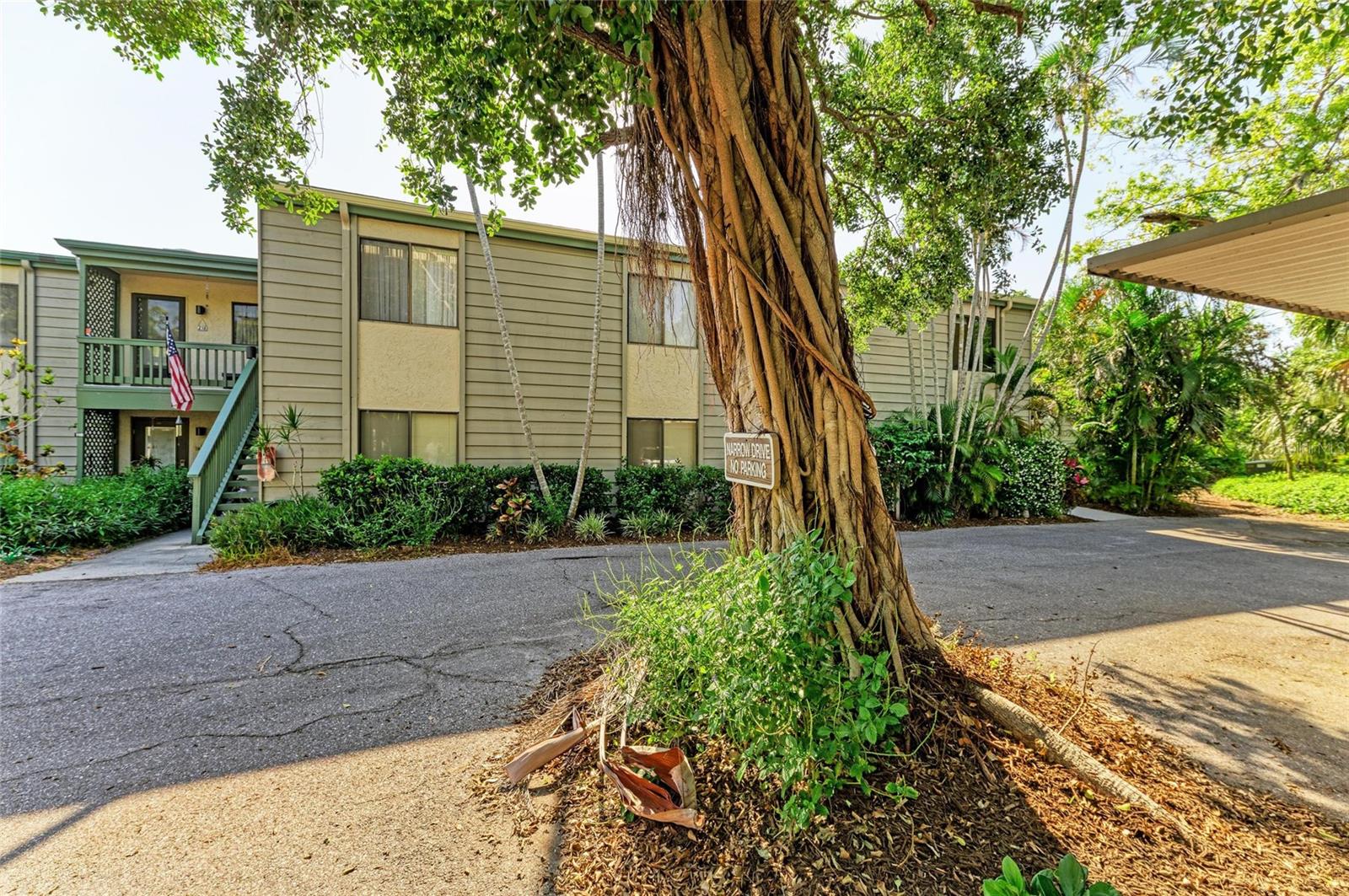 Image 5 of 80 For 1617 Bayhouse Court 121