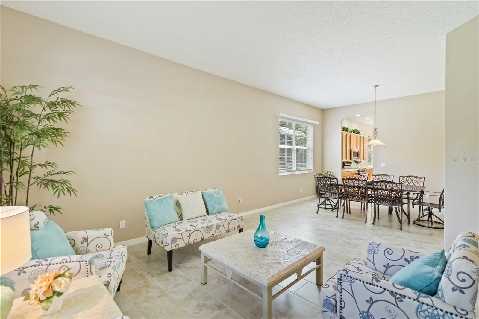 Image 10 of 61 For 7358 Stanhope Court