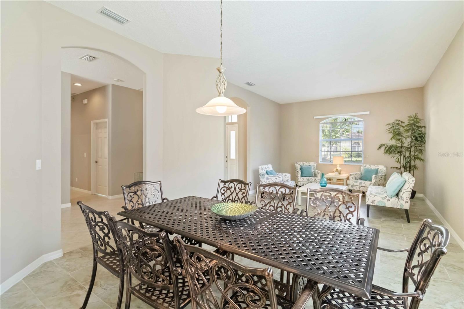 Image 12 of 61 For 7358 Stanhope Court