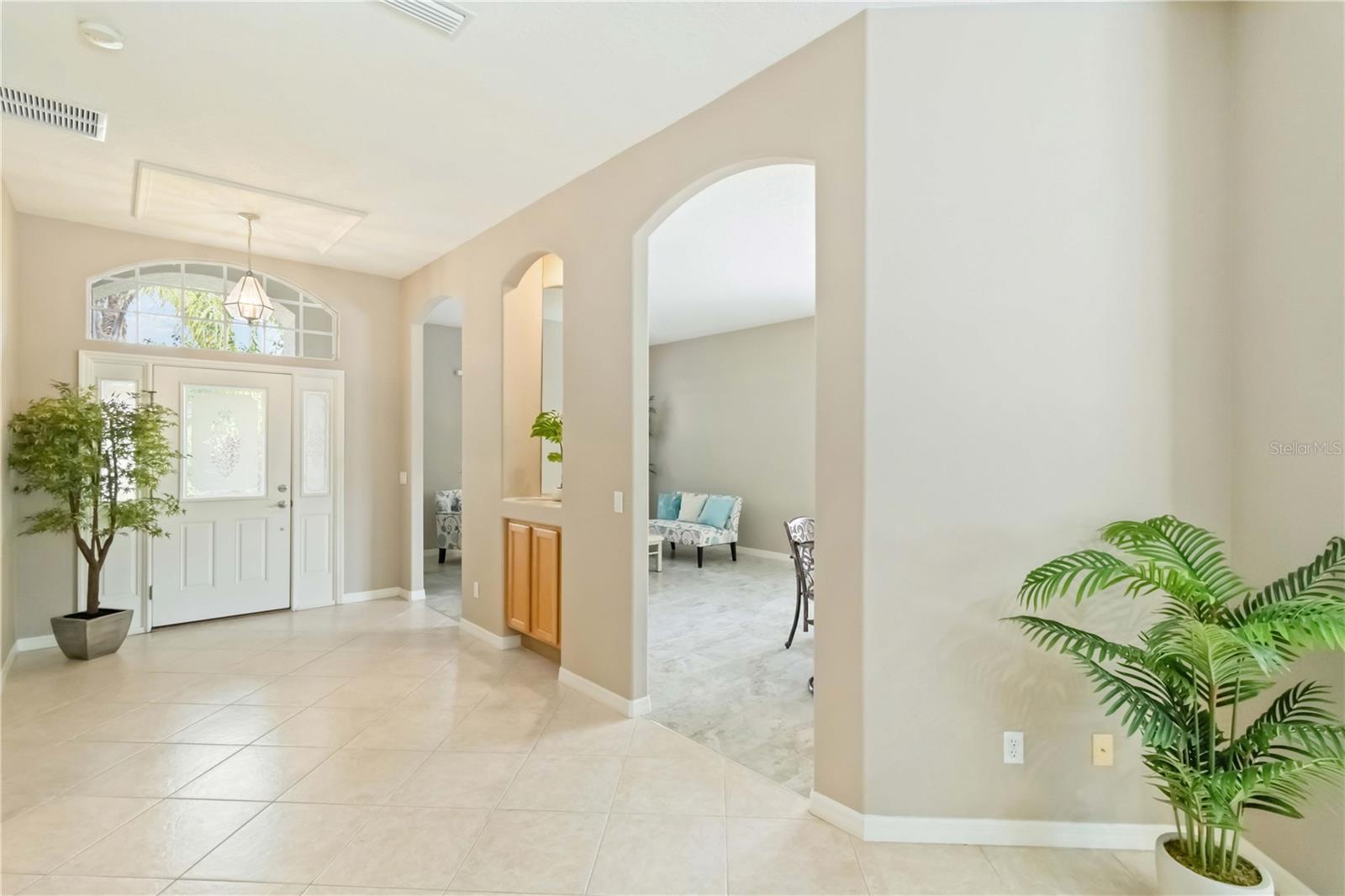 Image 7 of 61 For 7358 Stanhope Court