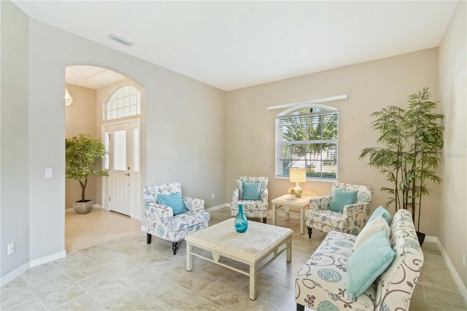 Image 9 of 61 For 7358 Stanhope Court