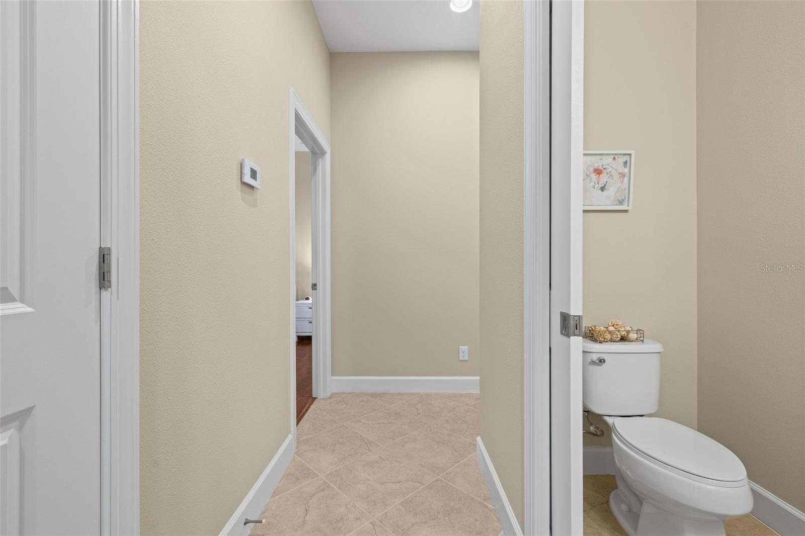 Image 17 of 68 For 8725 Amaretto Avenue