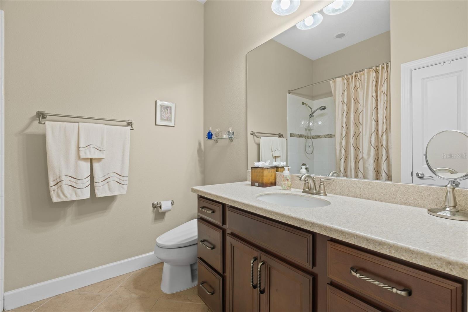 Image 23 of 68 For 8725 Amaretto Avenue