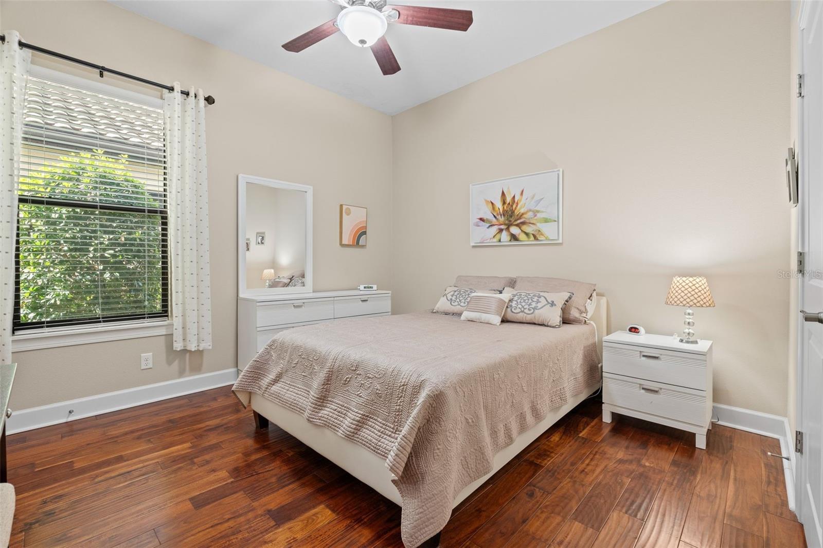 Image 25 of 68 For 8725 Amaretto Avenue