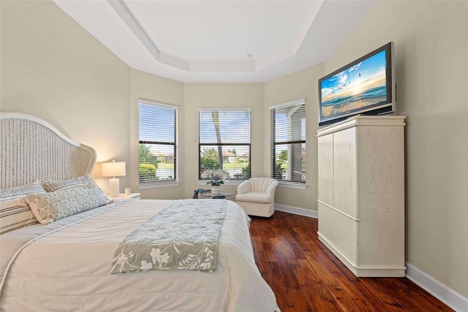 Image 42 of 68 For 8725 Amaretto Avenue