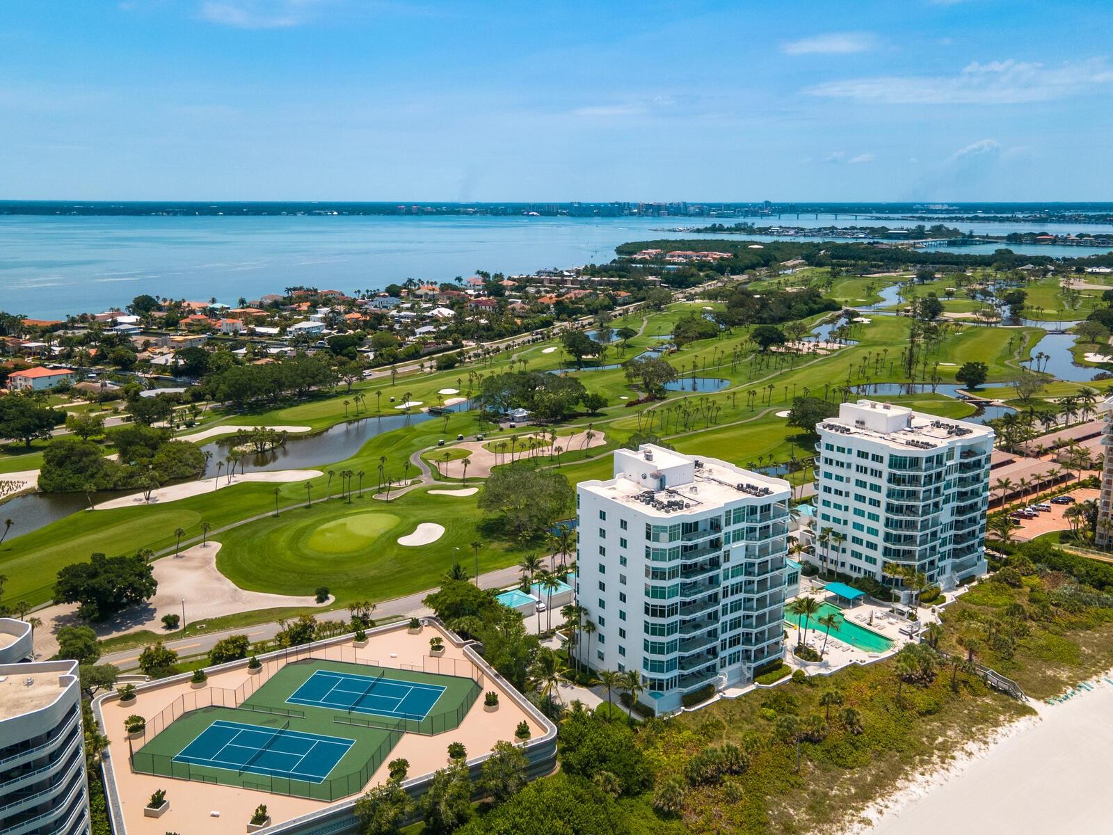 Image 37 of 50 For 655 Longboat Club Road 16b