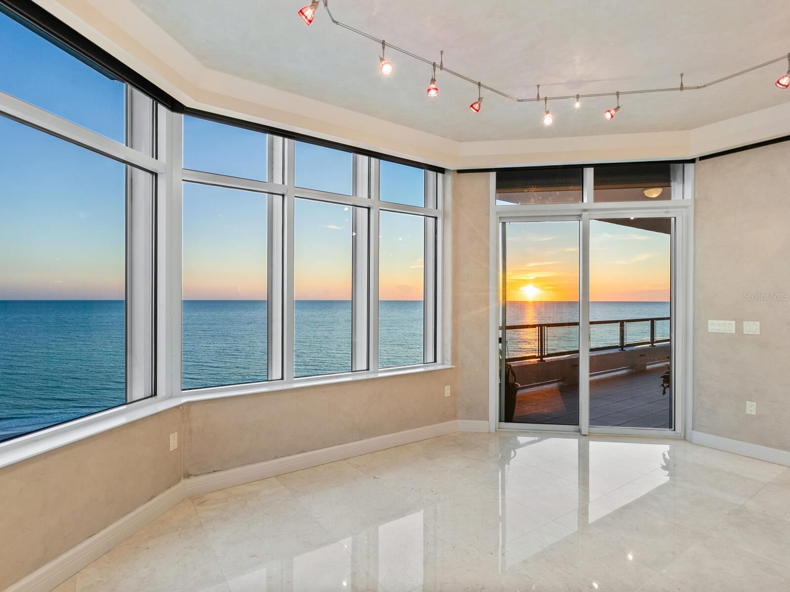 Image 41 of 50 For 655 Longboat Club Road 16b