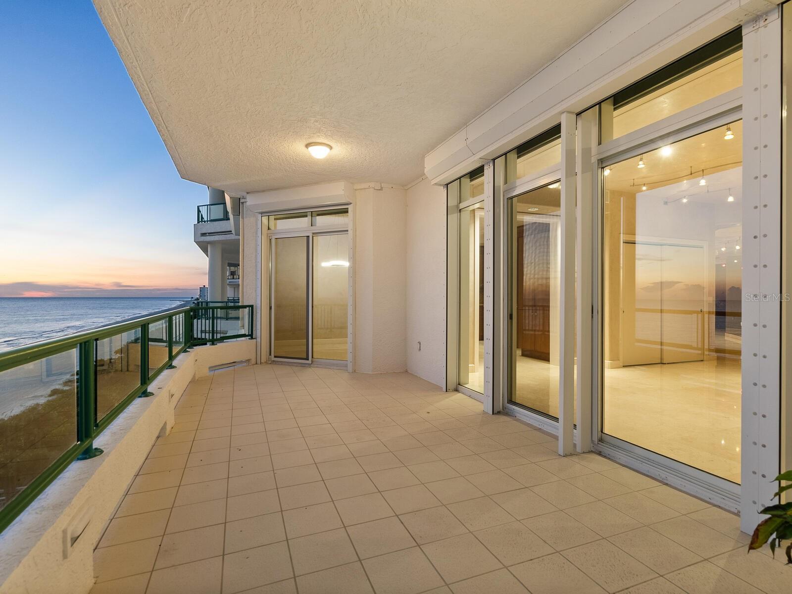 Image 45 of 50 For 655 Longboat Club Road 16b