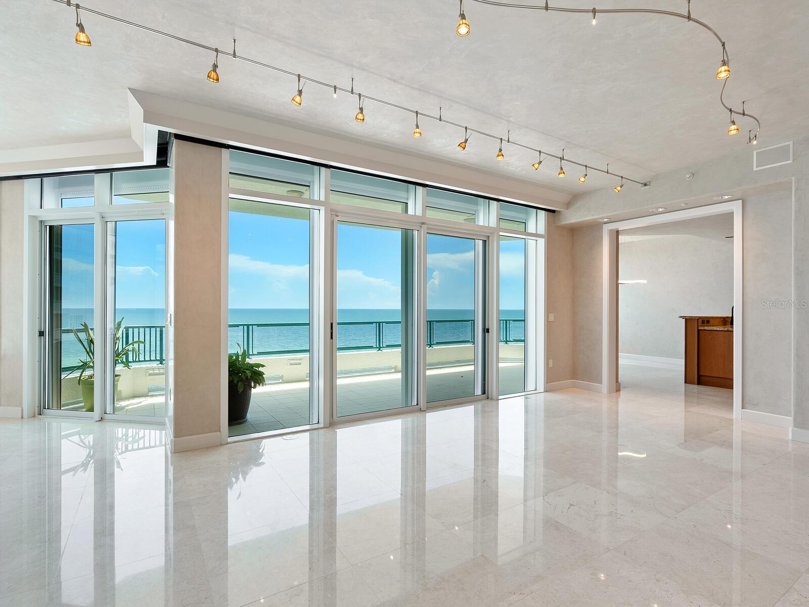 Image 7 of 50 For 655 Longboat Club Road 16b