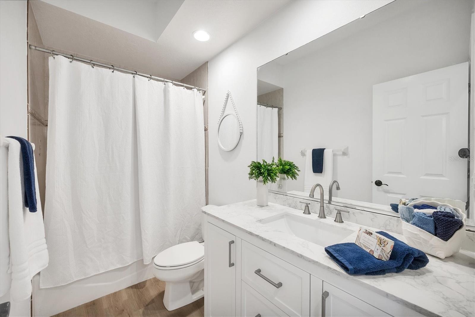 Image 25 of 37 For 6255 Aventura Drive