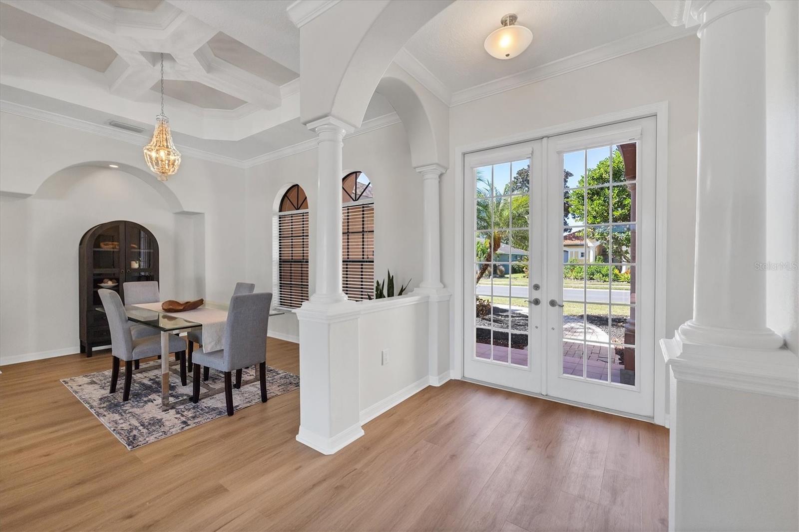 Image 3 of 37 For 6255 Aventura Drive