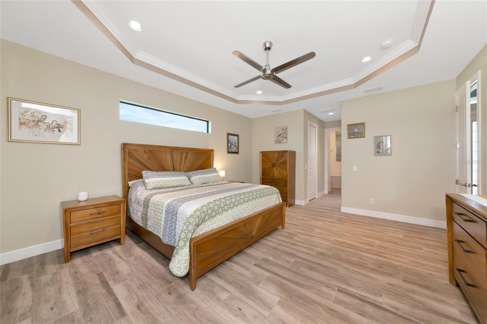 Image 20 of 95 For 13443 Boabadilla Lane